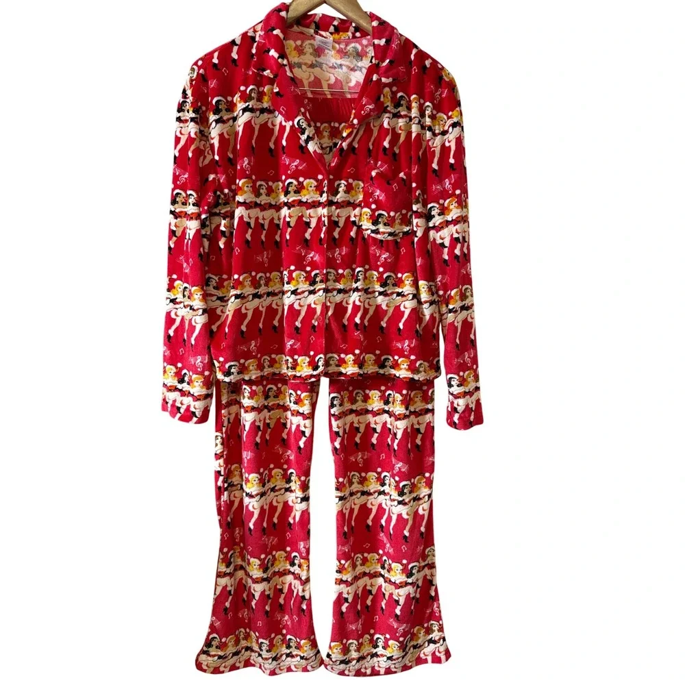 Holiday‎ Time Women's Pajama Set M 8-10 Red Christmas Dancers Print Vintage vibe